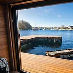 Luxury Near Bergen - Jacuzzi - Sauna - - Private Dock Prázdninový dům Herlø