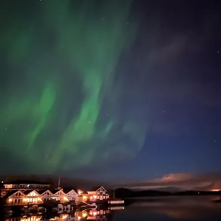 Family-friendly With Pier - To Bergen - 40 Min Holiday home *