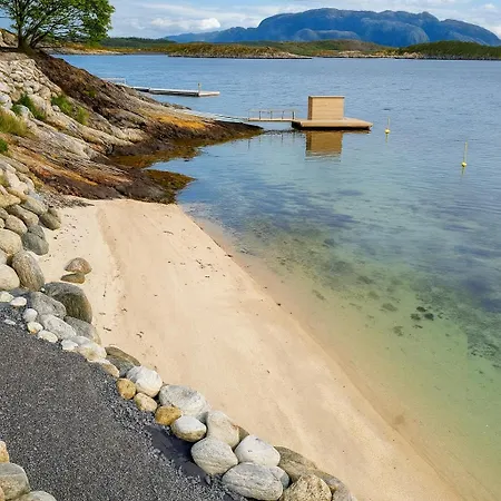 Holiday home Family-friendly With Pier - To Bergen - 40 Min Herdla