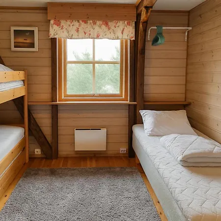 Family-friendly With Pier - To Bergen - 40 Min * Herdla