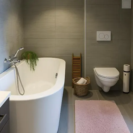 Big Waterfront - Sauna & - Near Bergen - Sleeps 18 Сasa de vacaciones