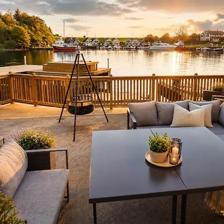 Big Waterfront - Sauna & - Near Bergen - Sleeps 18 Herlø
