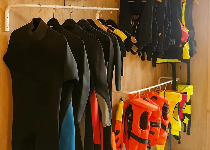 Family-friendly With Pier - To Bergen - 40 Min Feriehus